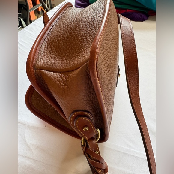 Dooney & Bourke Pebbled Leather Crossbody Saddle Bag Brown Vintage WellMade - Picture 10 of 11